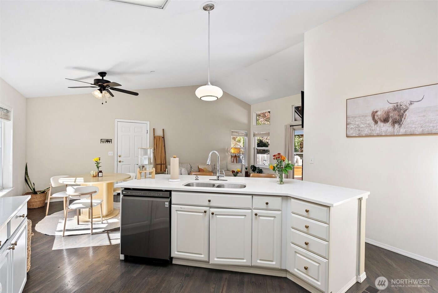 1613 Palisade Boulevard , Dupont, WA 98327