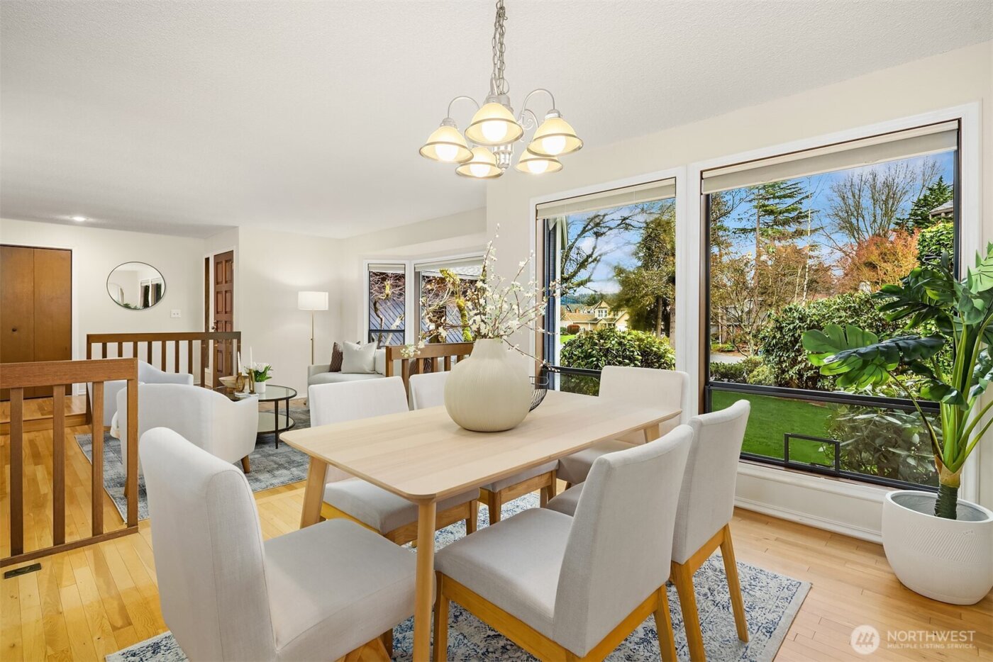 19202 SE 43rd Place , Issaquah, WA 98027