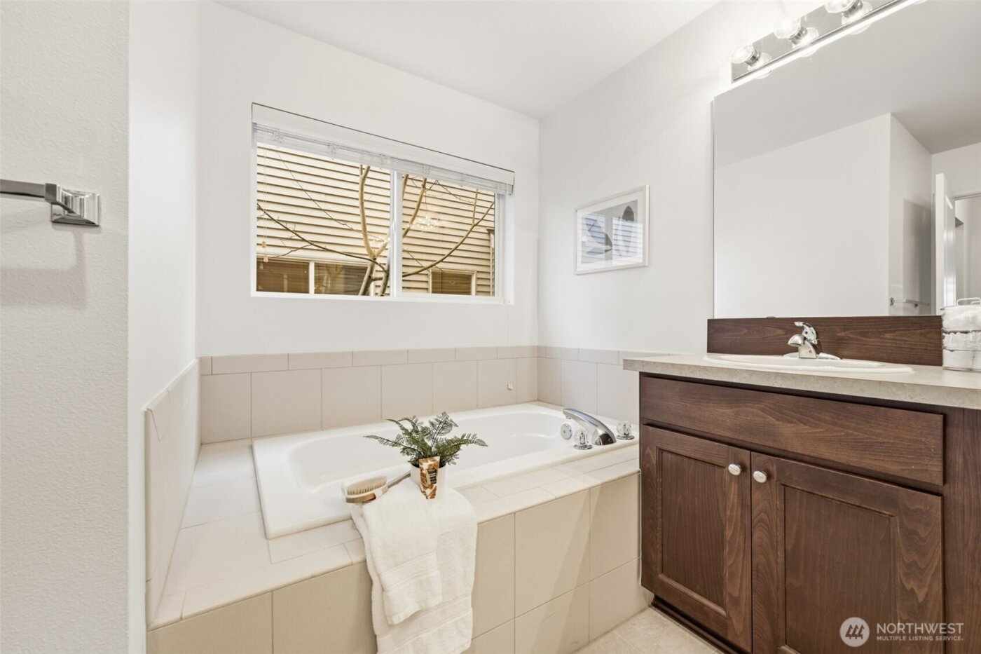 11236 241st Place NE #82, Redmond, WA 98053