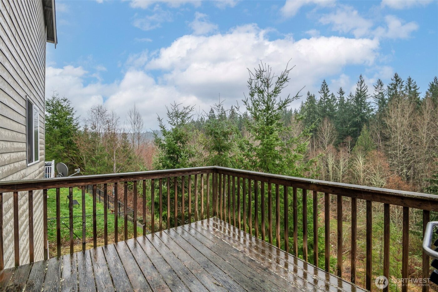 633 Joy Street , Eatonville, WA 98328