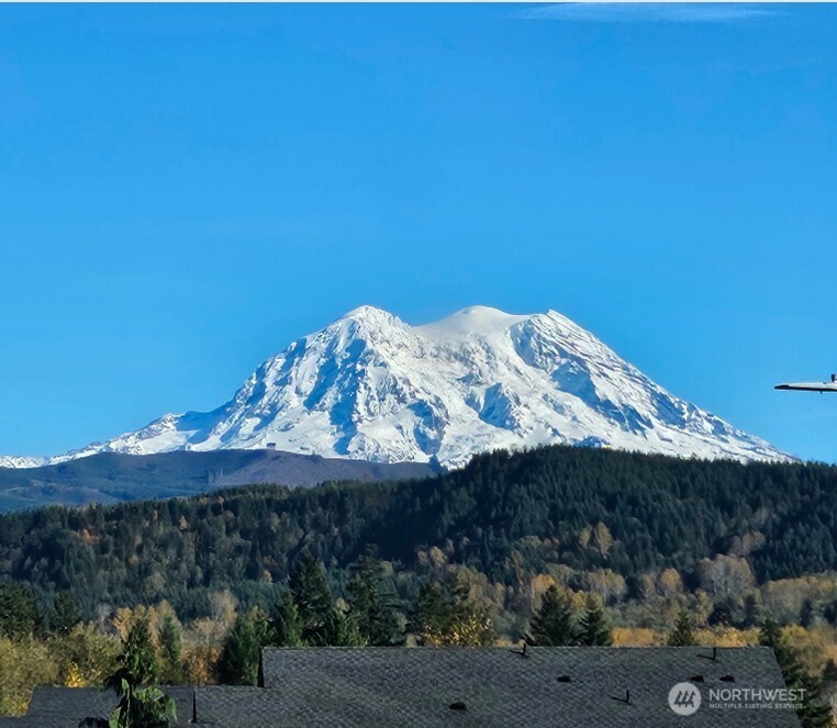 633 Joy Street , Eatonville, WA 98328