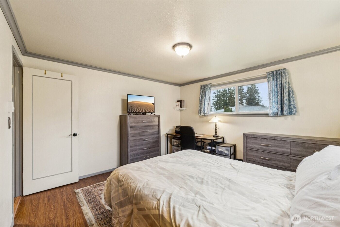 2314 8th Street , Everett, WA 98201