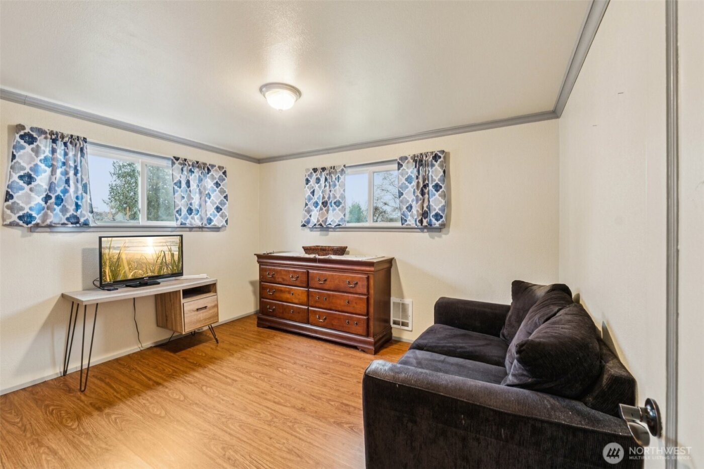 2314 8th Street , Everett, WA 98201