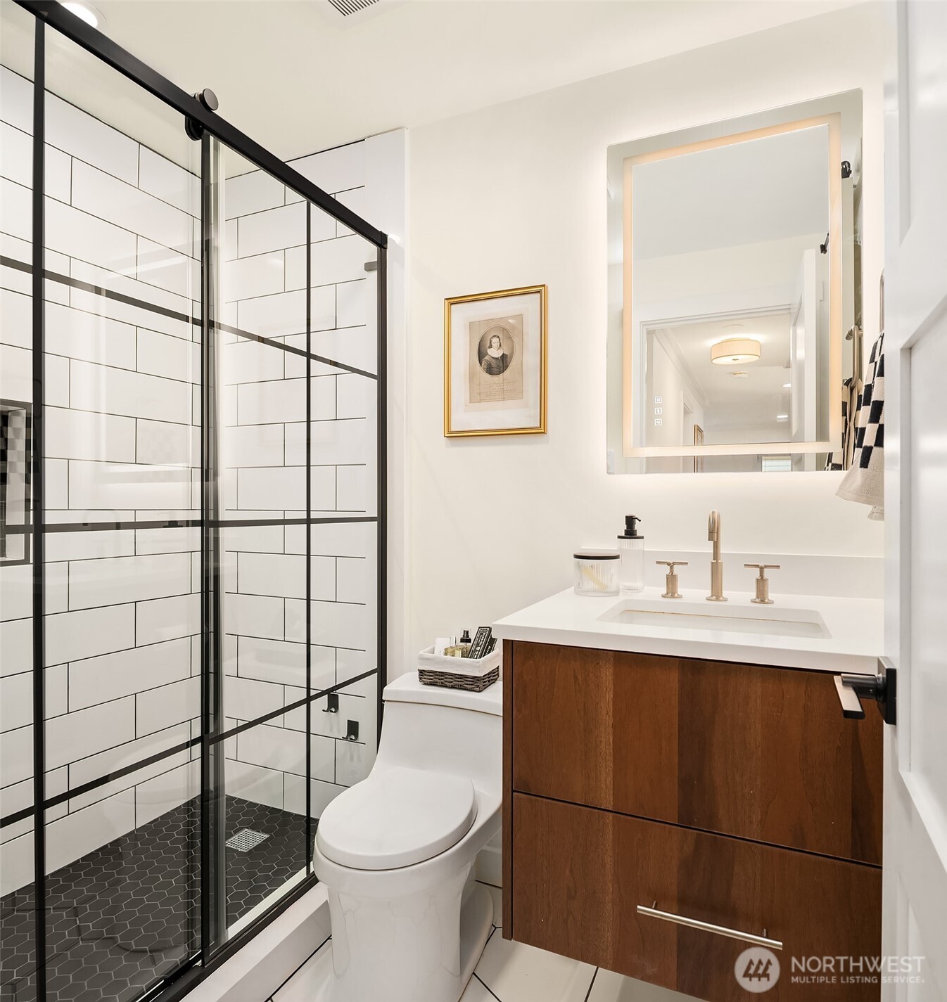 1965 12th Avenue W #101, Seattle, WA 98119