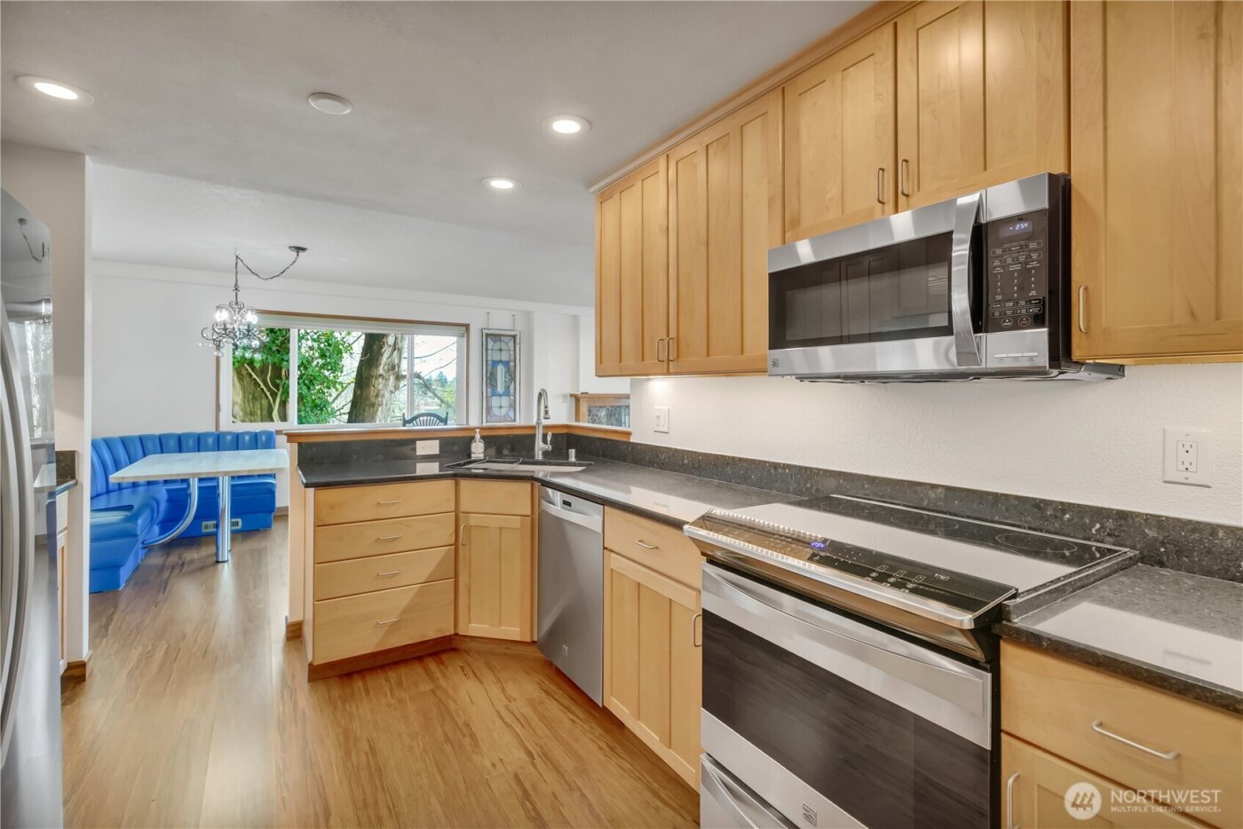 909 N I Street #205, Tacoma, WA 98403