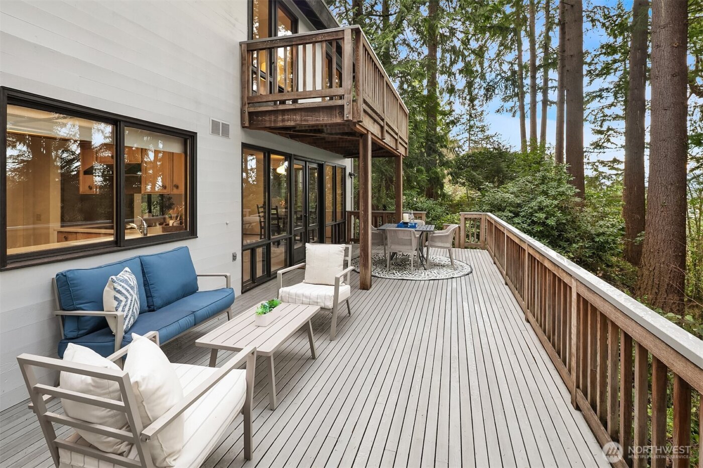 9027 SE 50th Street , Mercer Island, WA 98040