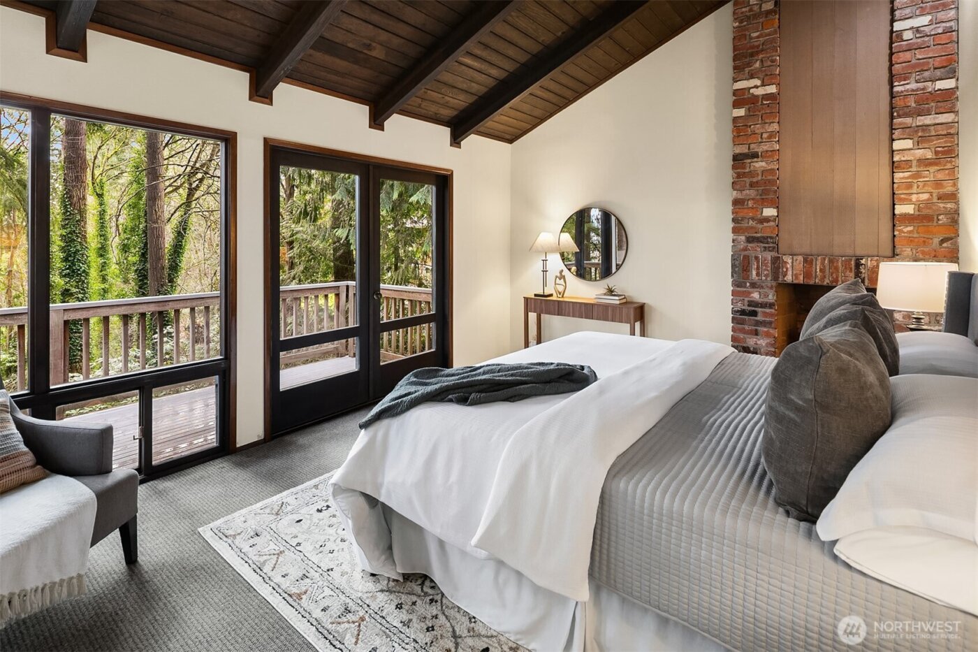 9027 SE 50th Street , Mercer Island, WA 98040