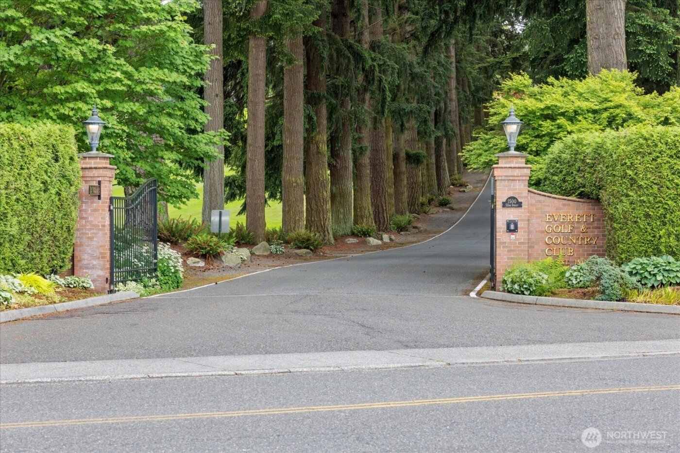 1501 52nd Street SE #1, Everett, WA 98203