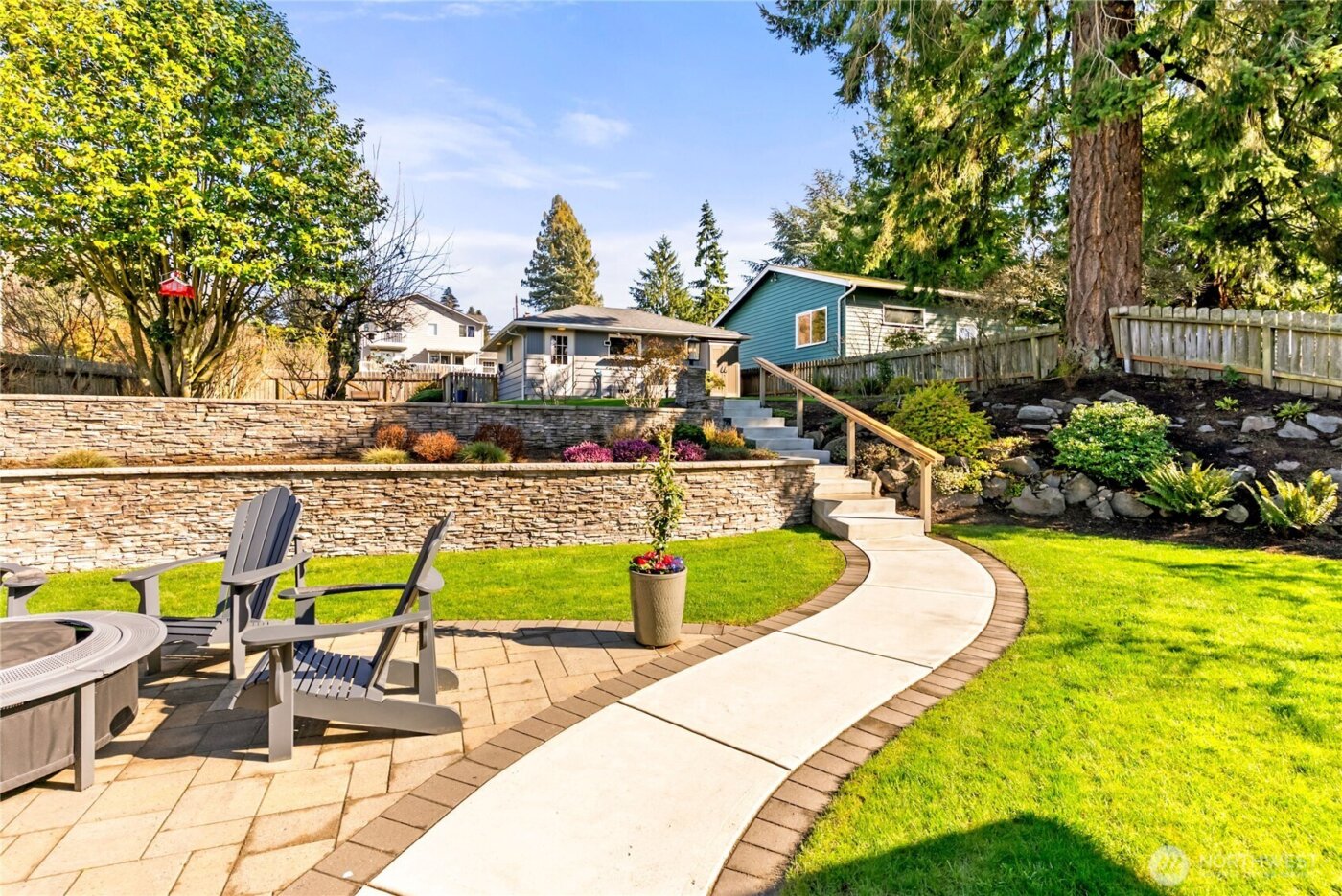 9604 44th Avenue SW, Seattle, WA 98136-2703