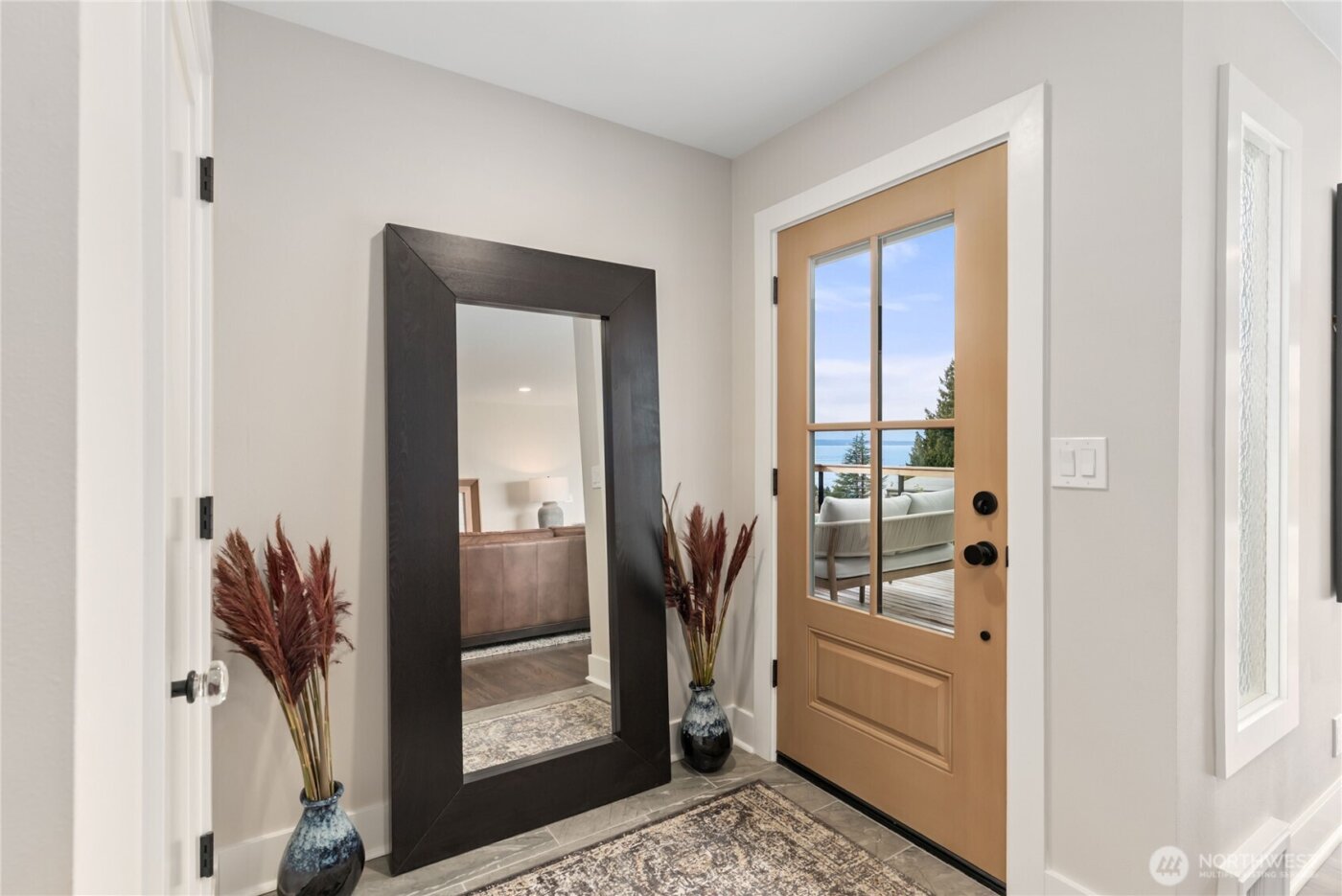 9604 44th Avenue SW, Seattle, WA 98136-2703