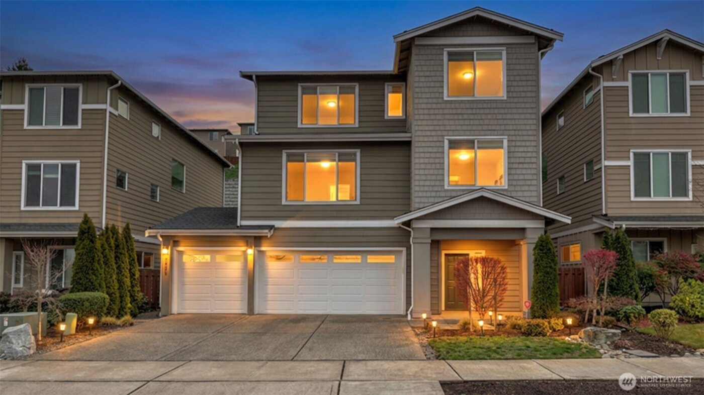 20024 90th Place S, Kent, WA 98031