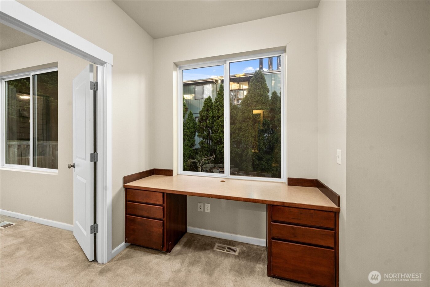 1167 32nd Place NE, Auburn, WA 98002