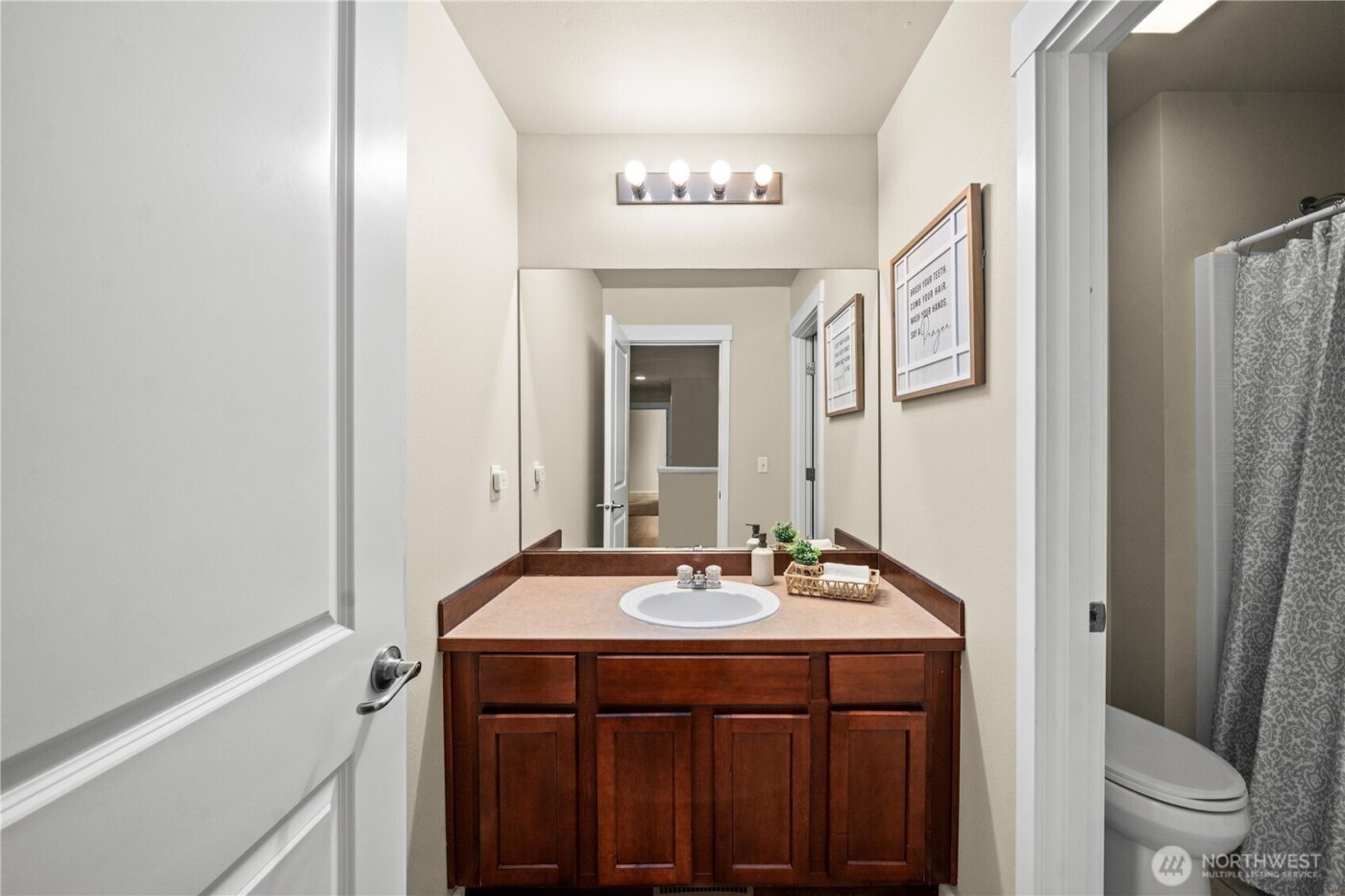 1167 32nd Place NE, Auburn, WA 98002