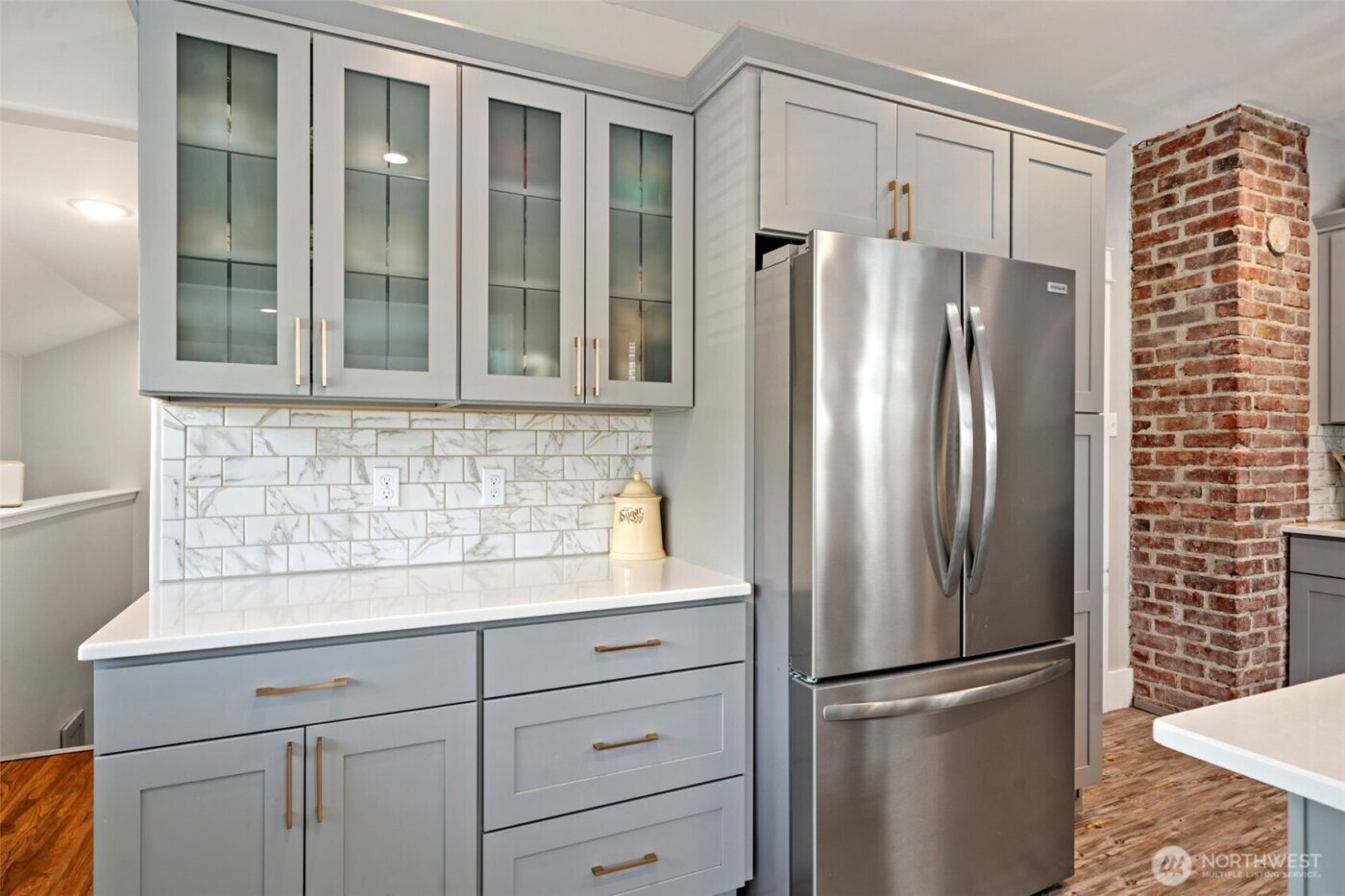 724 S Summit Avenue , Bremerton, WA 98312