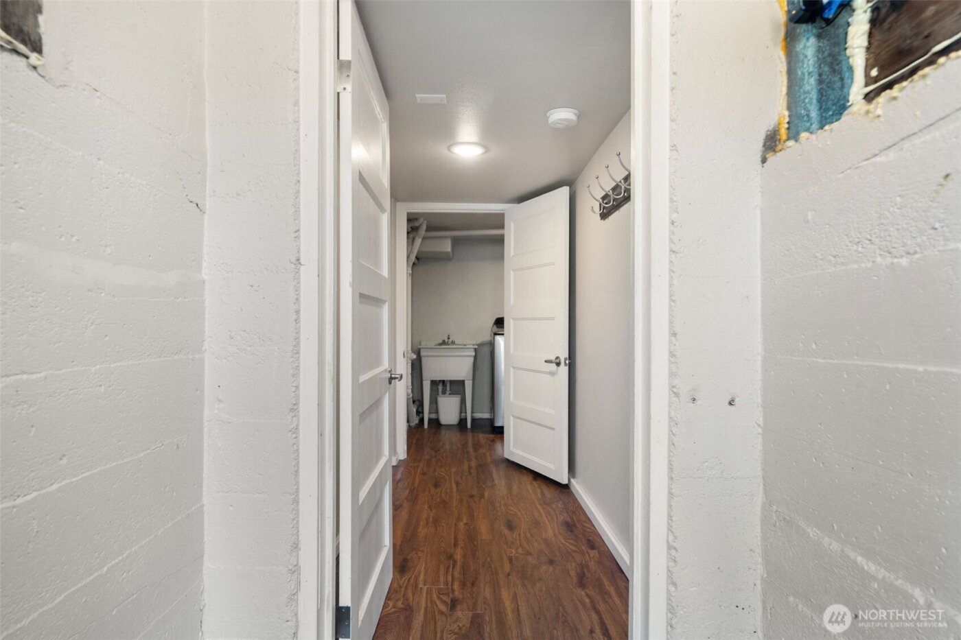 724 S Summit Avenue , Bremerton, WA 98312