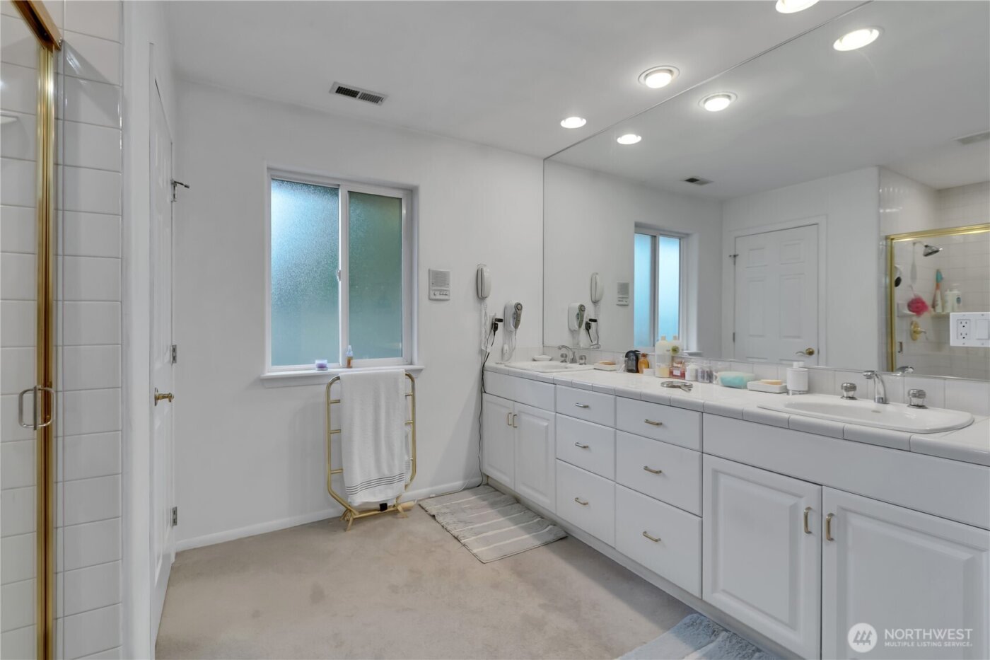 30432 227th Place SE, Black Diamond, WA 98010