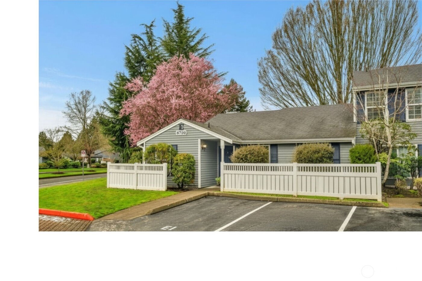 5736 S 238th Court #E1, Kent, WA 98032