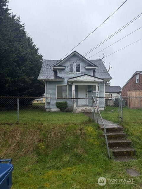 1660 S 42nd Street , Tacoma, WA 98418