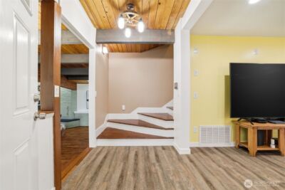 21911 120th Street E, Bonney Lake, WA 98391 - Photo 6