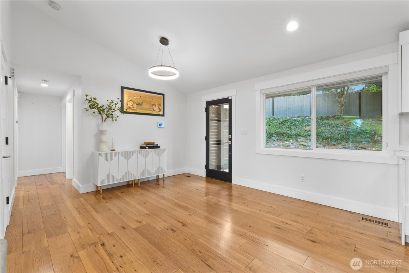 2000 NE 27th Street , Renton, WA 98056