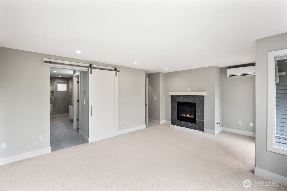 6121 NE 175 Street #A202, Kenmore, WA 98028