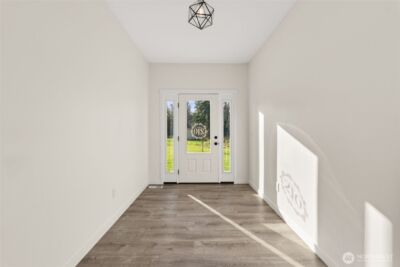 210 West Wishkah Road , Aberdeen, WA 98520 - Photo 2