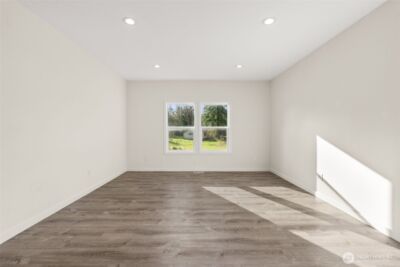 210 West Wishkah Road , Aberdeen, WA 98520 - Photo 5