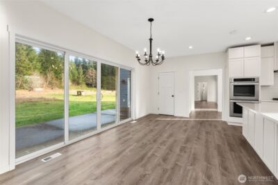 210 West Wishkah Road , Aberdeen, WA 98520 - Photo 9