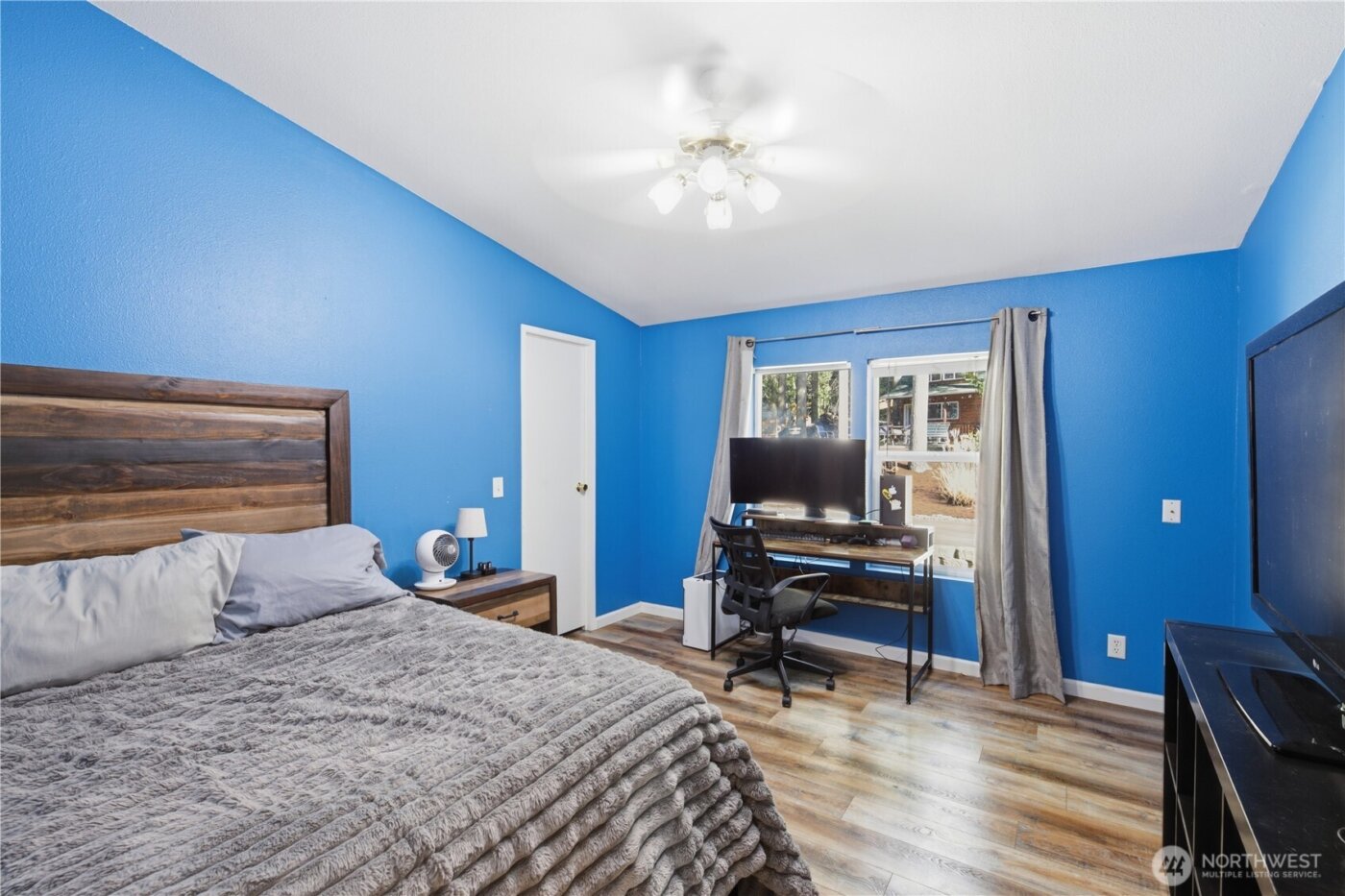 21001 Happy Valley Road , Stanwood, WA 98292