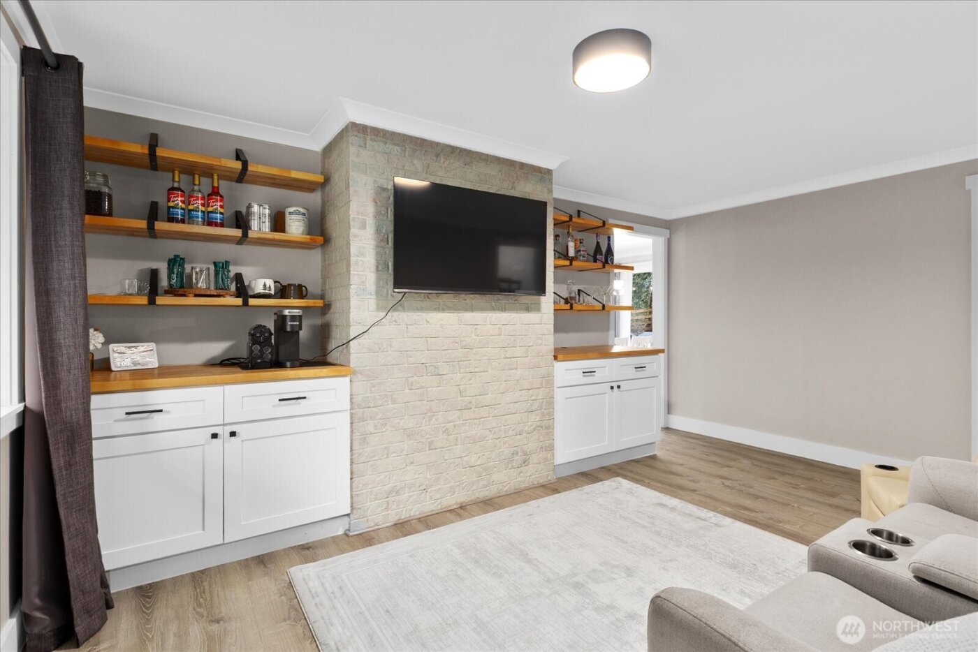 13425 N Echo Lake Road , Snohomish, WA 98296