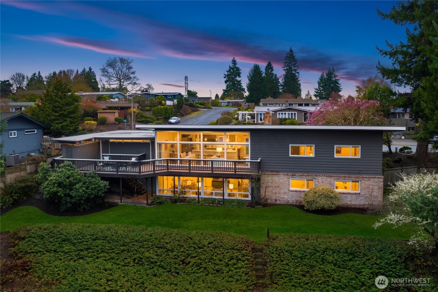 1744 127th Avenue SE, Bellevue, WA 98005