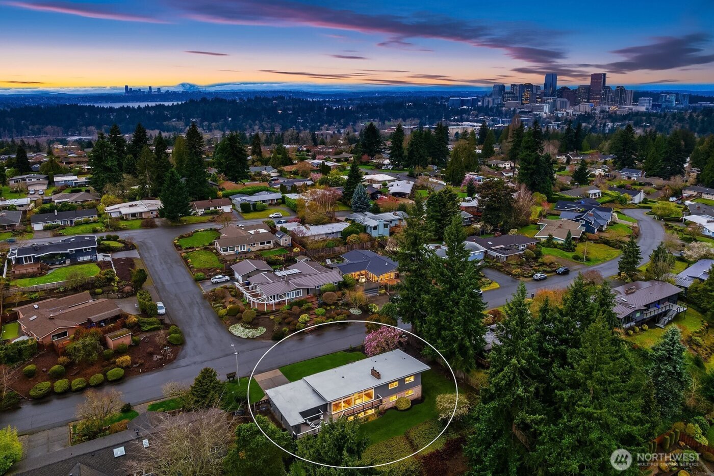 1744 127th Avenue SE, Bellevue, WA 98005