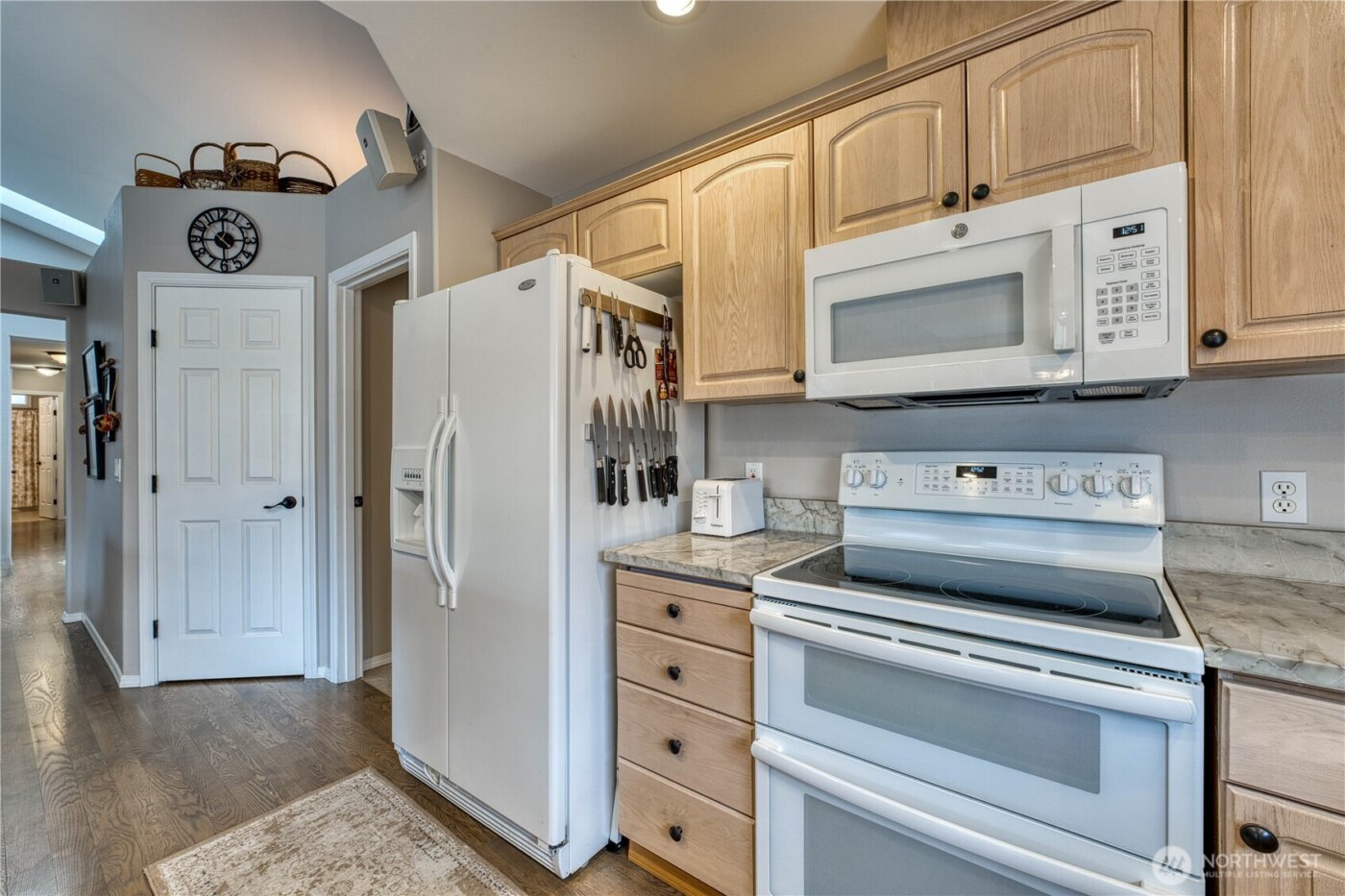 1355 Olsen Avenue , Buckley, WA 98321