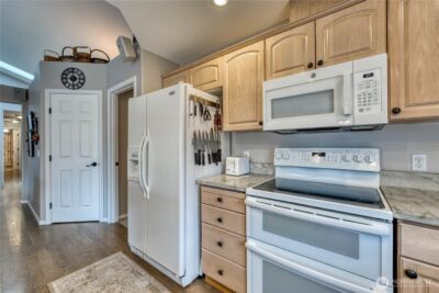 1355 Olsen Avenue , Buckley, WA 98321 - Photo 7