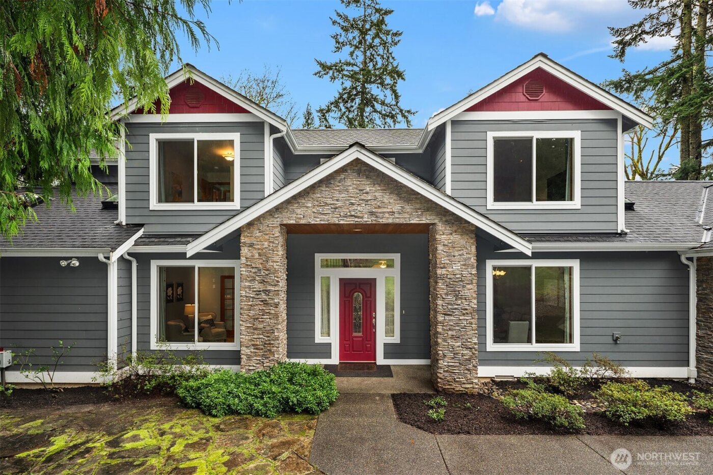 12025 210th Place SE, Issaquah, WA 98027