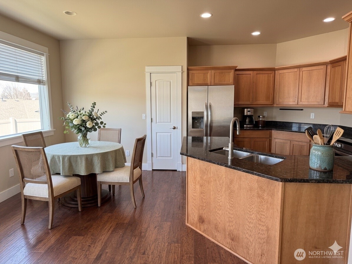 1363 Boulder Loop , East Wenatchee, WA 98802