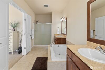 9205 Red Cliff Drive NW #B50, Quincy, WA 98828 - Photo 16