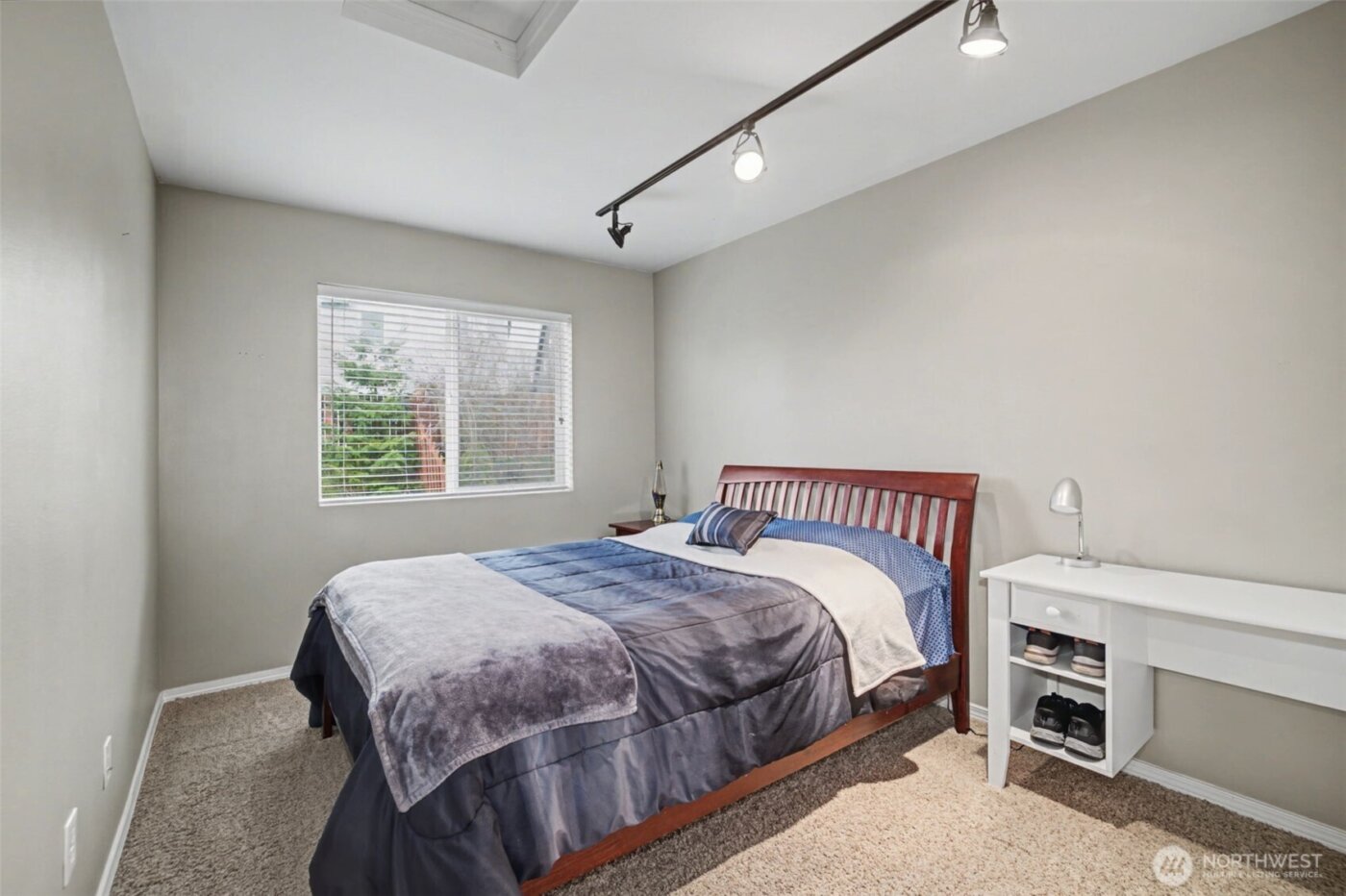 6528 Elizabeth Avenue SE, Auburn, WA 98092-8217