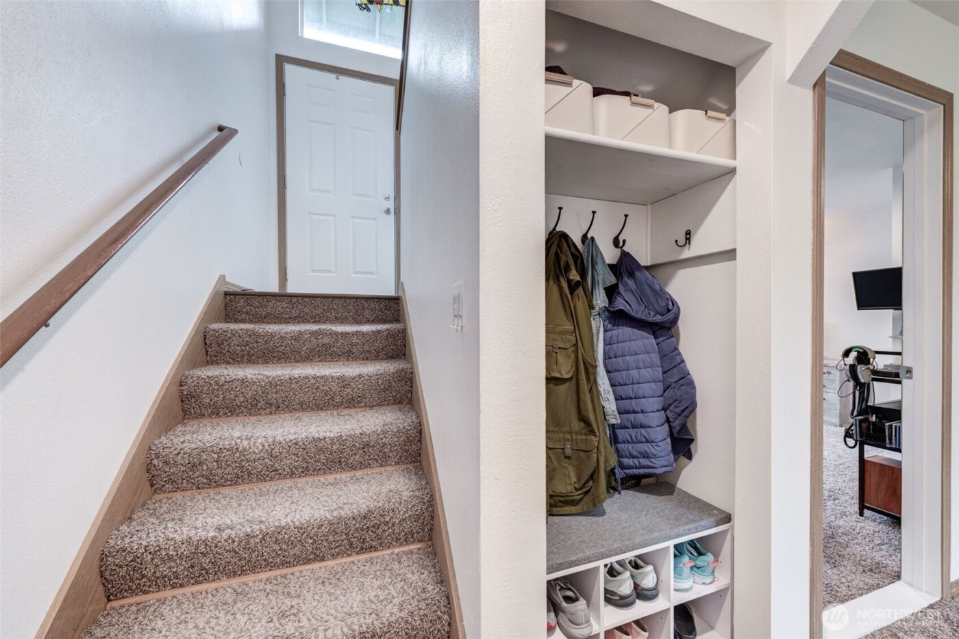 7910 E Glen Drive , Everett, WA 98203