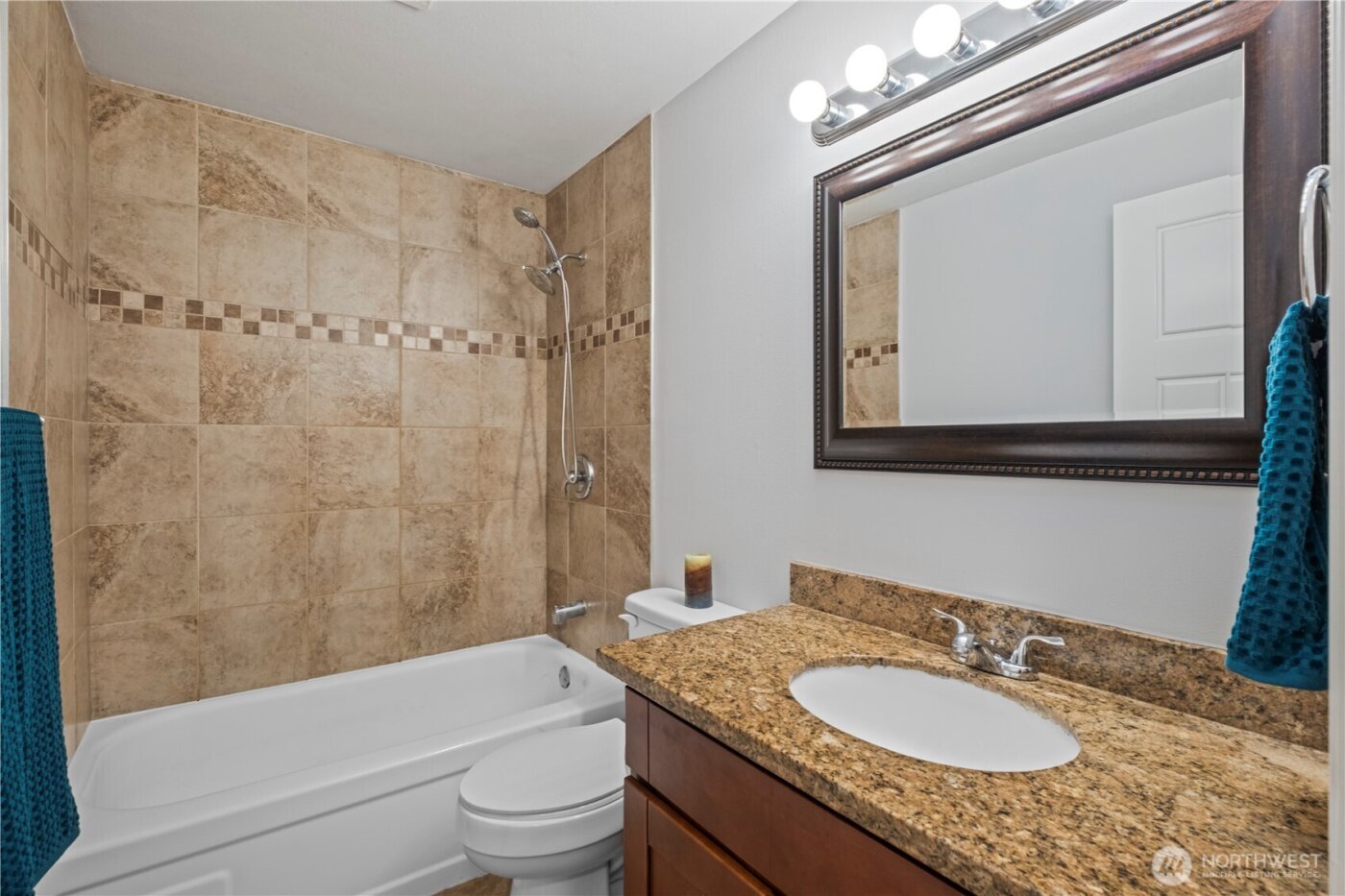 1123 SW 144 Street , Burien, WA 98166