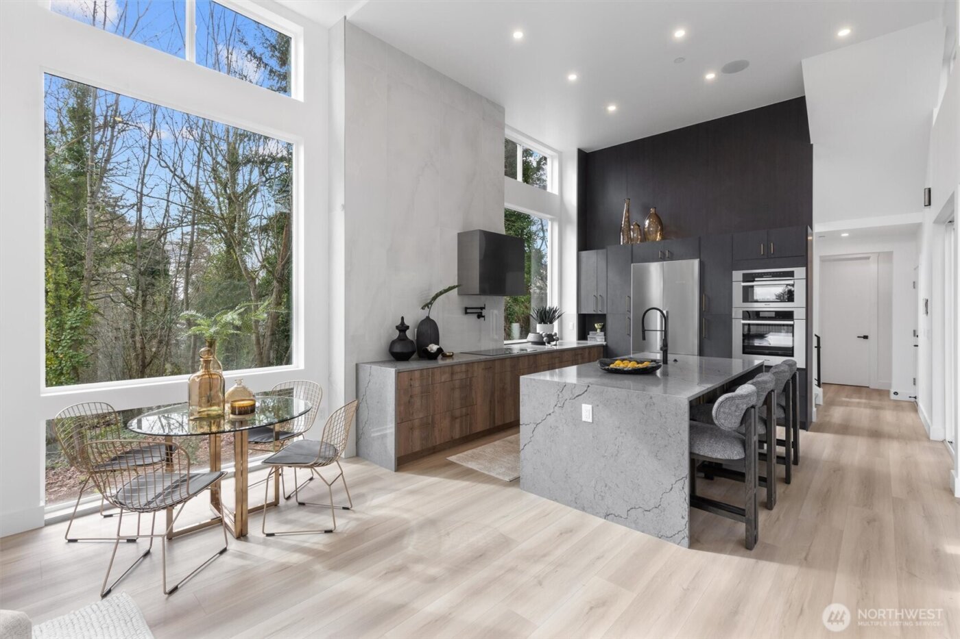 11905 89th Avenue NE, Kirkland, WA 98034