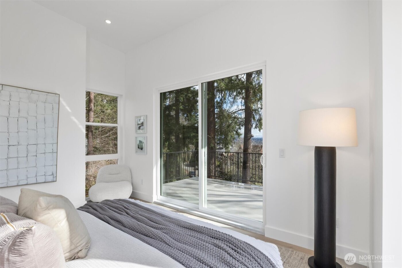 11905 89th Avenue NE, Kirkland, WA 98034