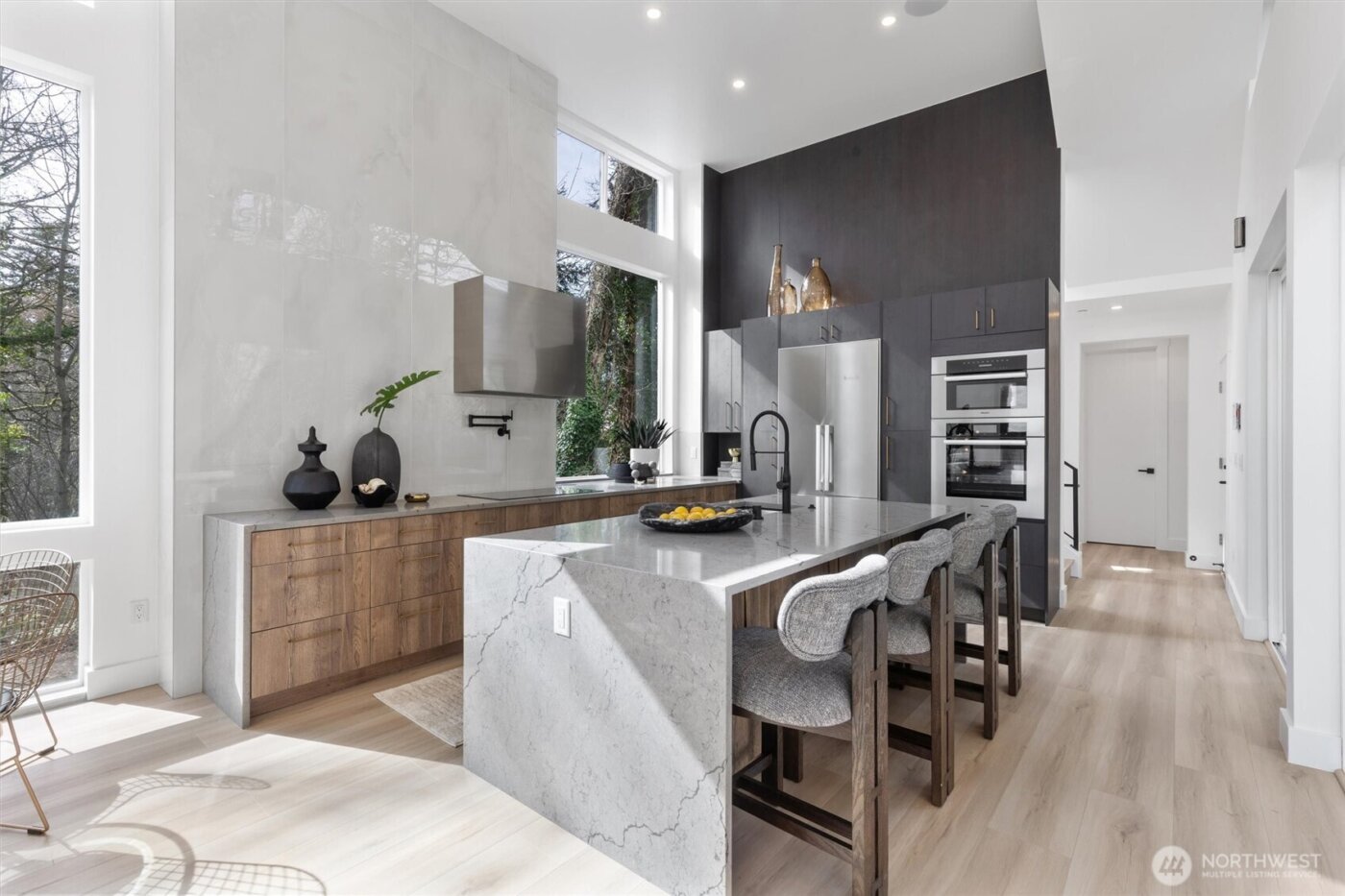 11905 89th Avenue NE, Kirkland, WA 98034