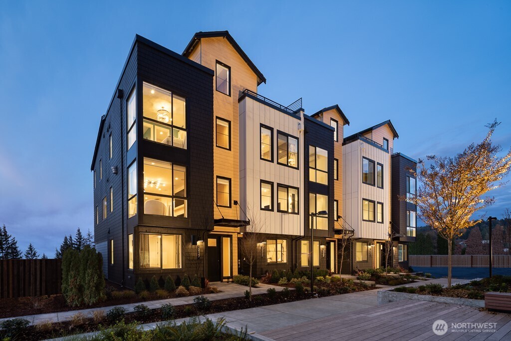 13359 (Site32) NE 175th Place , Woodinville, WA 98072