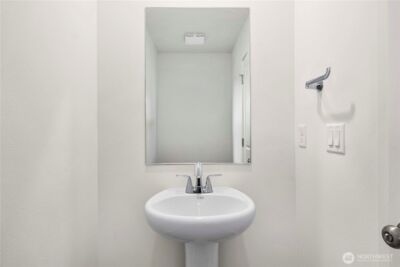 685 Salzer Creek Drive , Centralia, WA 98531 - Photo 3