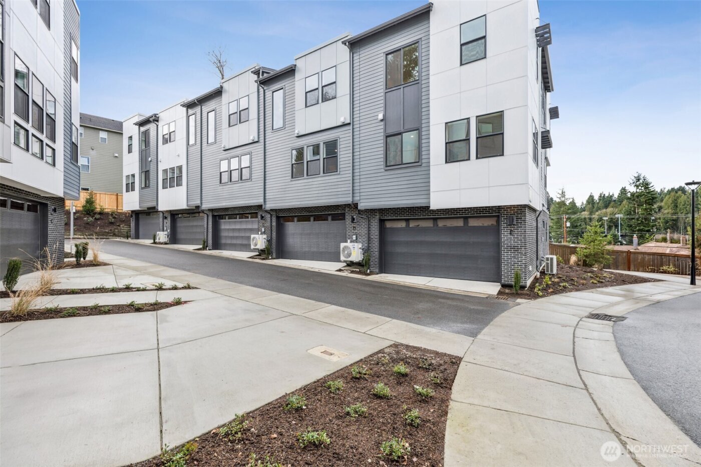 18805 99th Court NE #C, Bothell, WA 98011