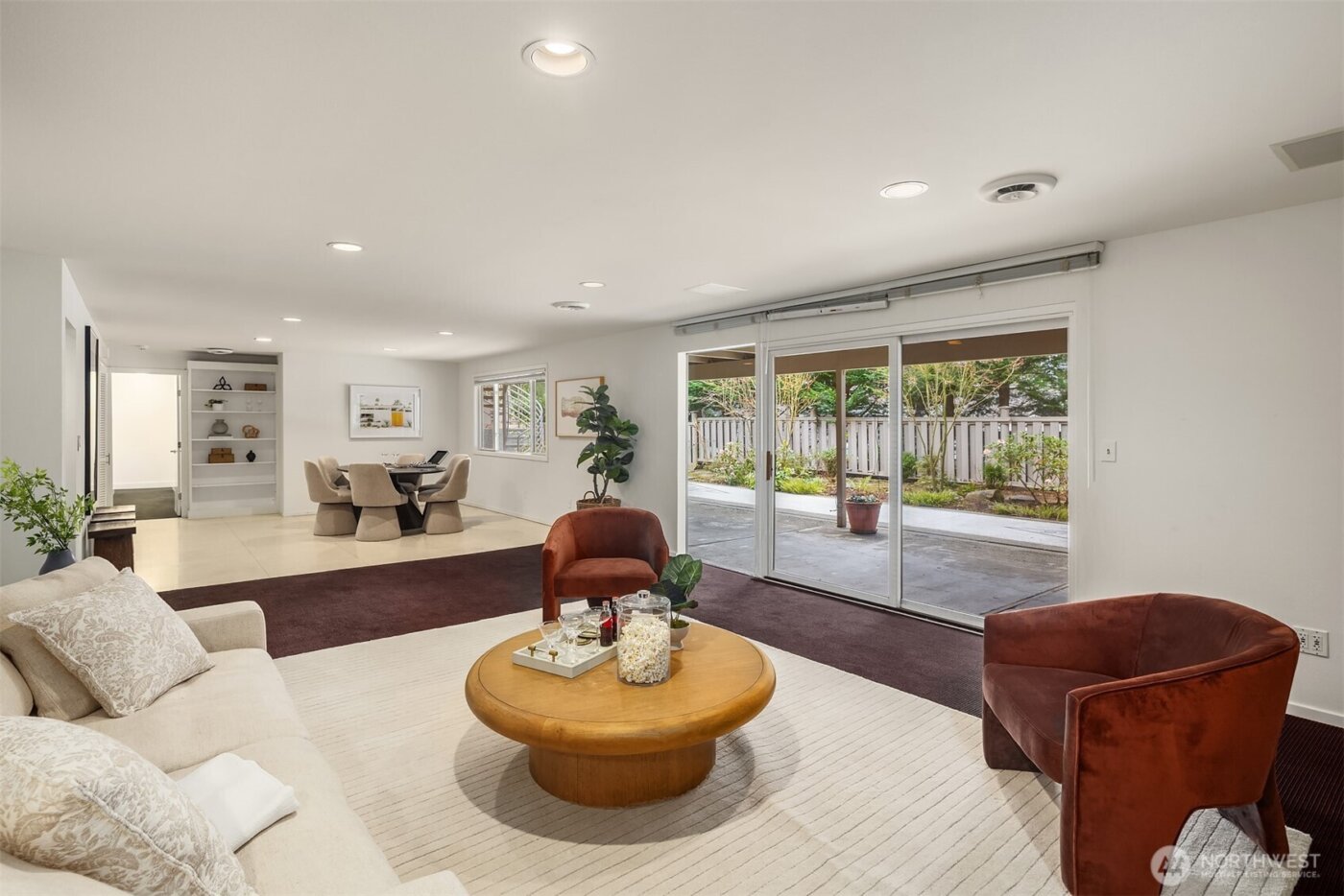 7640 NE 32nd Street , Medina, WA 98039