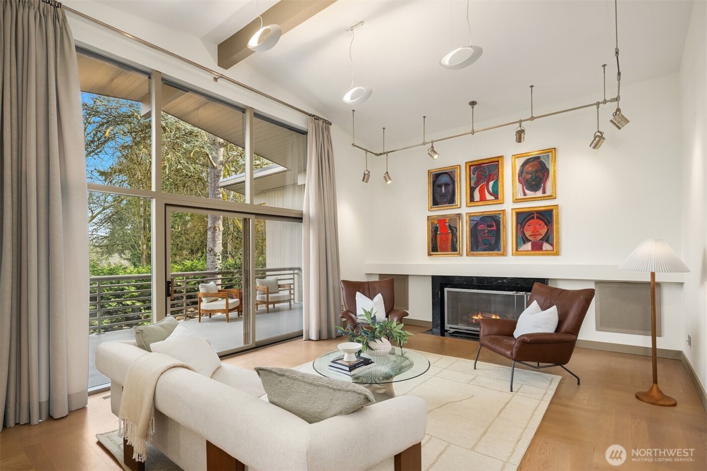 7640 NE 32nd Street , Medina, WA 98039