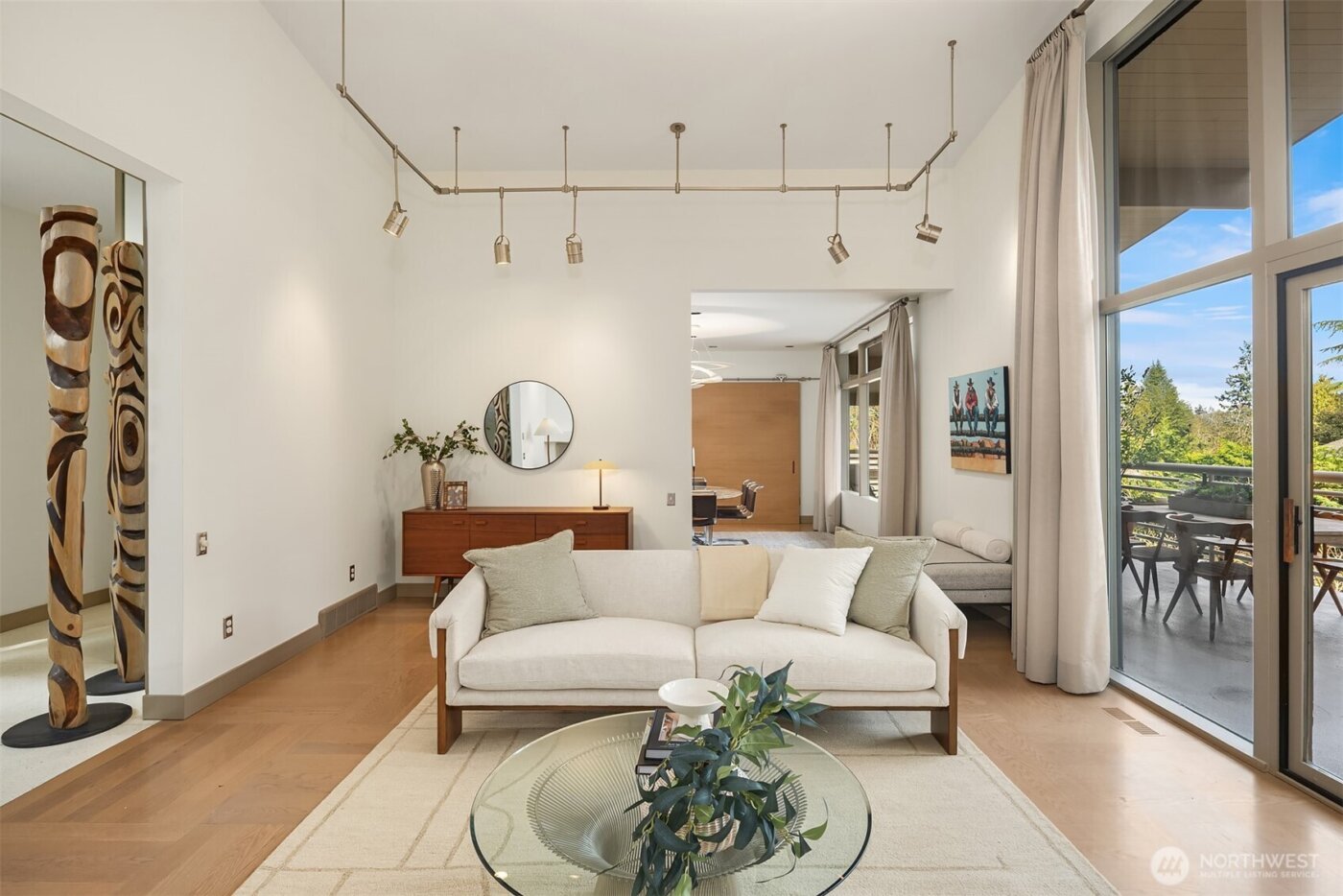 7640 NE 32nd Street , Medina, WA 98039