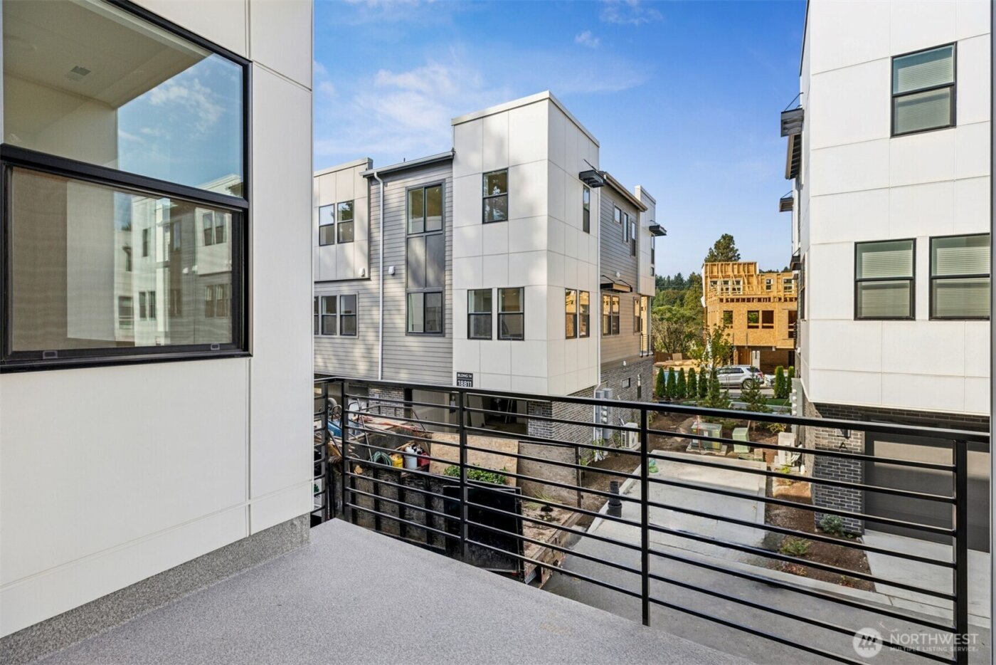 18814 99th Court NE #B, Bothell, WA 98011